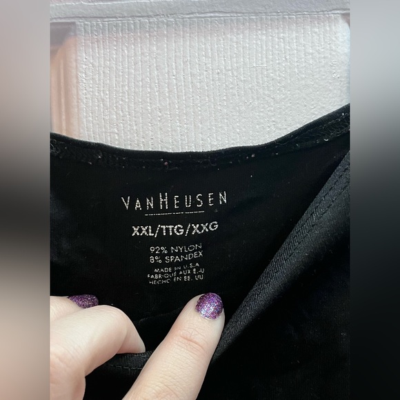 Van Heusen black tank top stretchy material - Picture 2 of 2